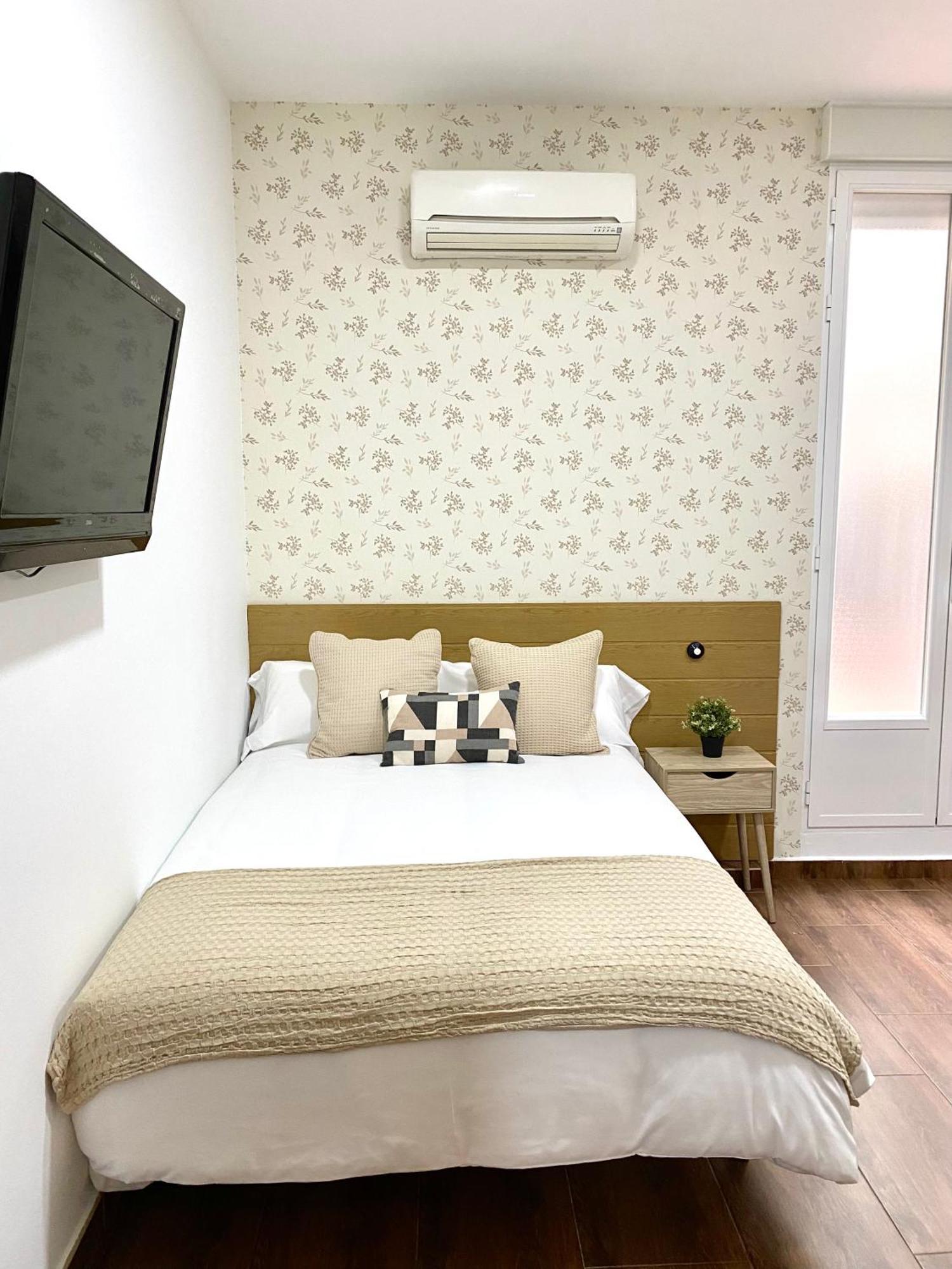 Apartamentos Fuencarral II Madrid Oda fotoğraf