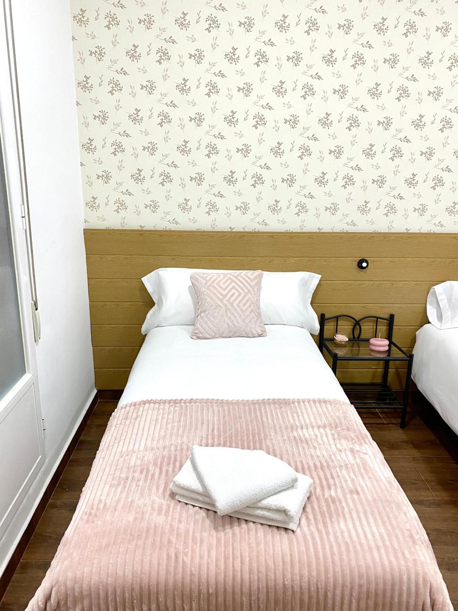 Apartamentos Fuencarral II Madrid Oda fotoğraf